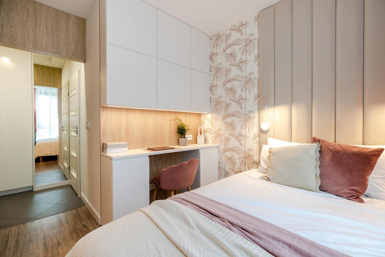 Studio Wola Apartament Kasprzaka - Wifi + Smart Tv Varşova Dış mekan fotoğraf
