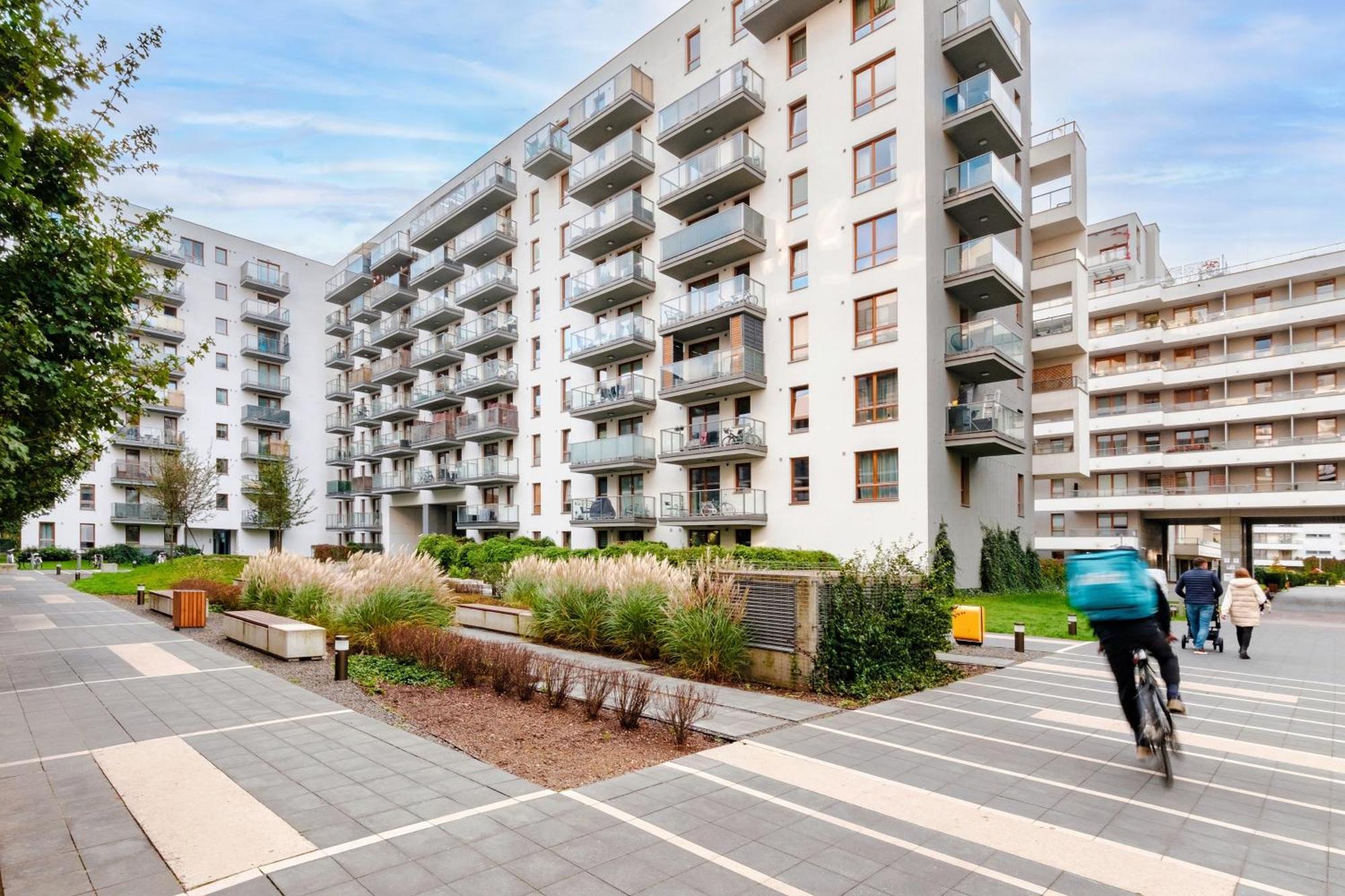 Studio Wola Apartament Kasprzaka - Wifi + Smart Tv Varşova Dış mekan fotoğraf